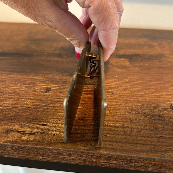 Vintage 1960’s Rare Greek Enamel Brass Clip - Picture 5 of 7